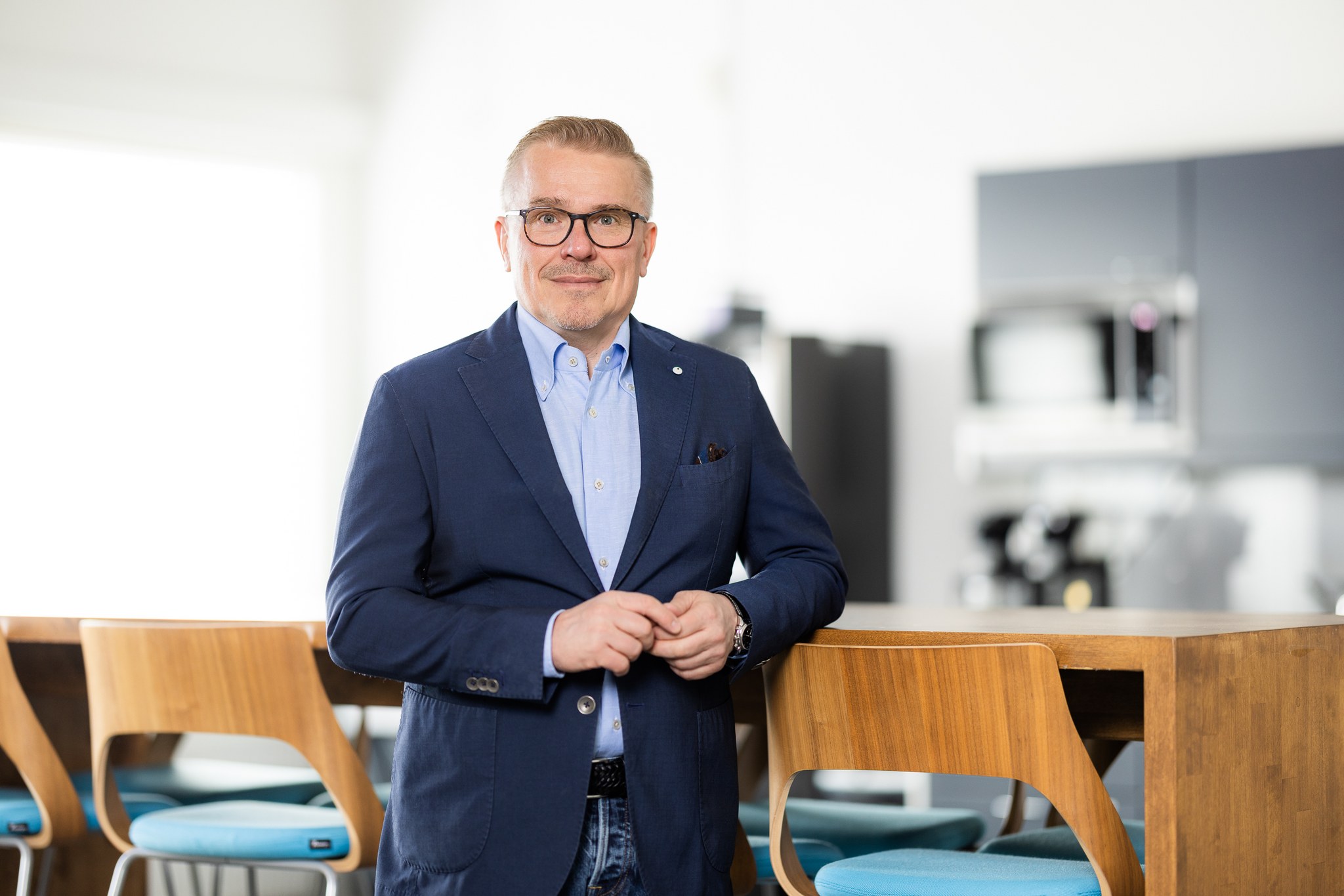 Outsourcing logistics streamlines business operations