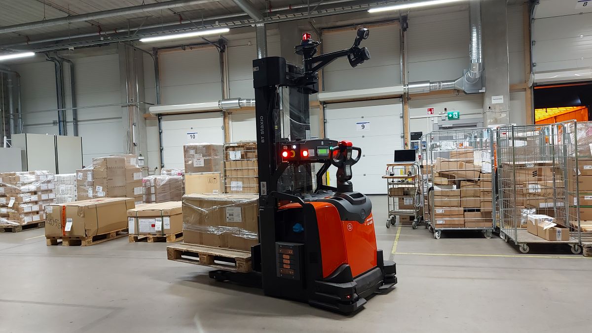 AGV enhances efficiency and improves safety